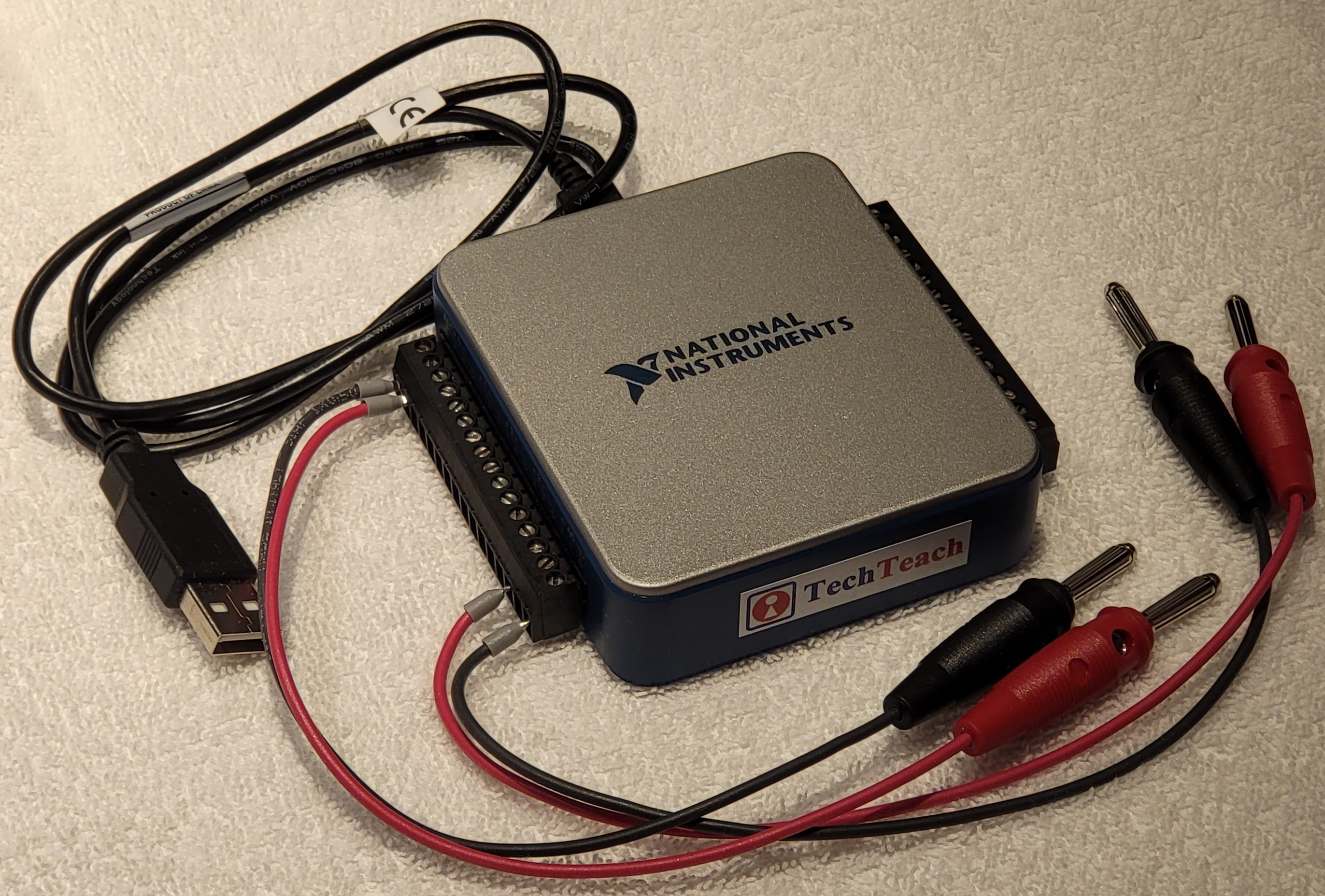 Et bilde som inneholder adapter

Automatisk generert beskrivelse